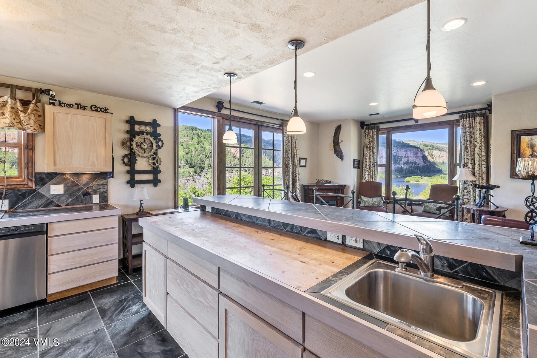 3400 Sweetwater Road Gypsum, CO 81637 - Photo 11 of 46 138A1757_1