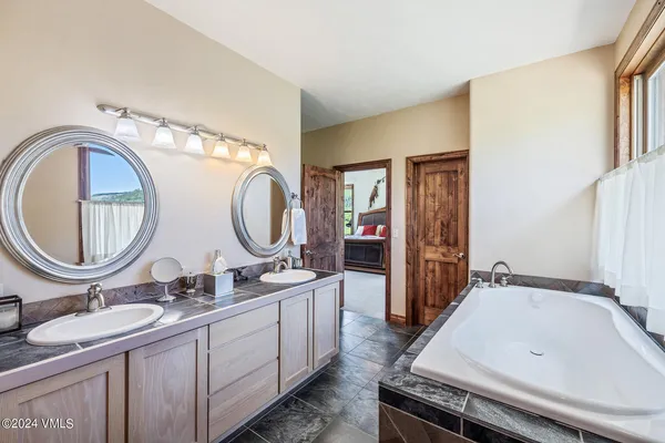 $990,000 | 3400 Sweetwater Road, Gypsum, CO 81637