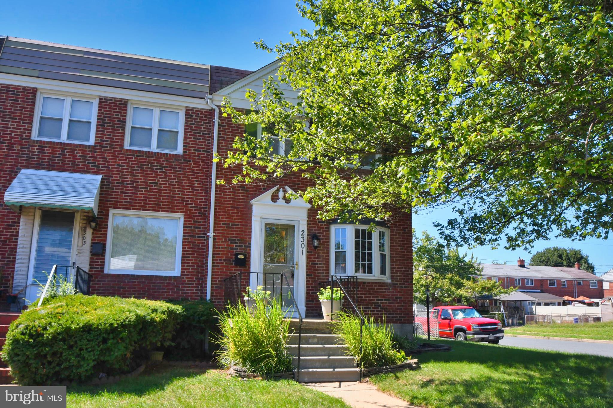2301 Searles Road Baltimore, MD 21222 - Photo 3 of 40