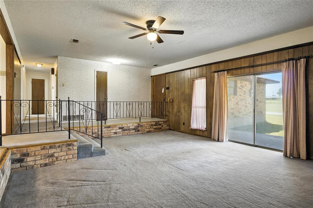 105 Greenhill Lane Cooper, TX 75432 - Photo 3 of 31 a view of a livingroom with furniture