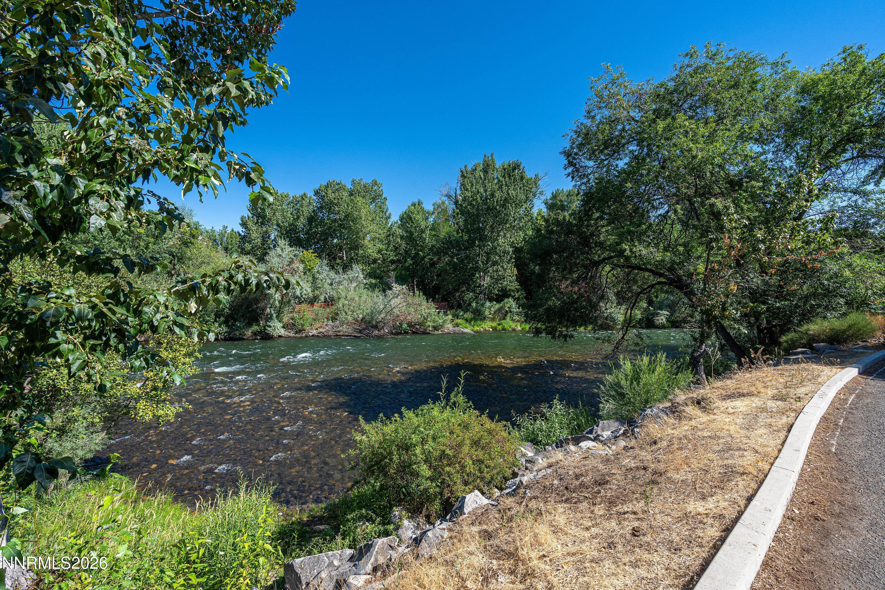 2875 Idlewild Drive, Unit 39 Reno, NV 89509 - Photo 6 of 58 053_dsc07147_536