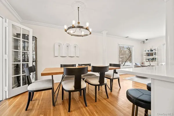 $820,000 | 10 Cottage Lane, Suffern, NY 10901