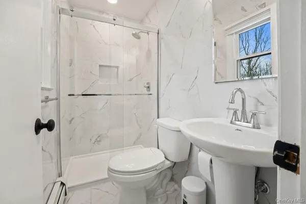 $820,000 | 10 Cottage Lane, Suffern, NY 10901