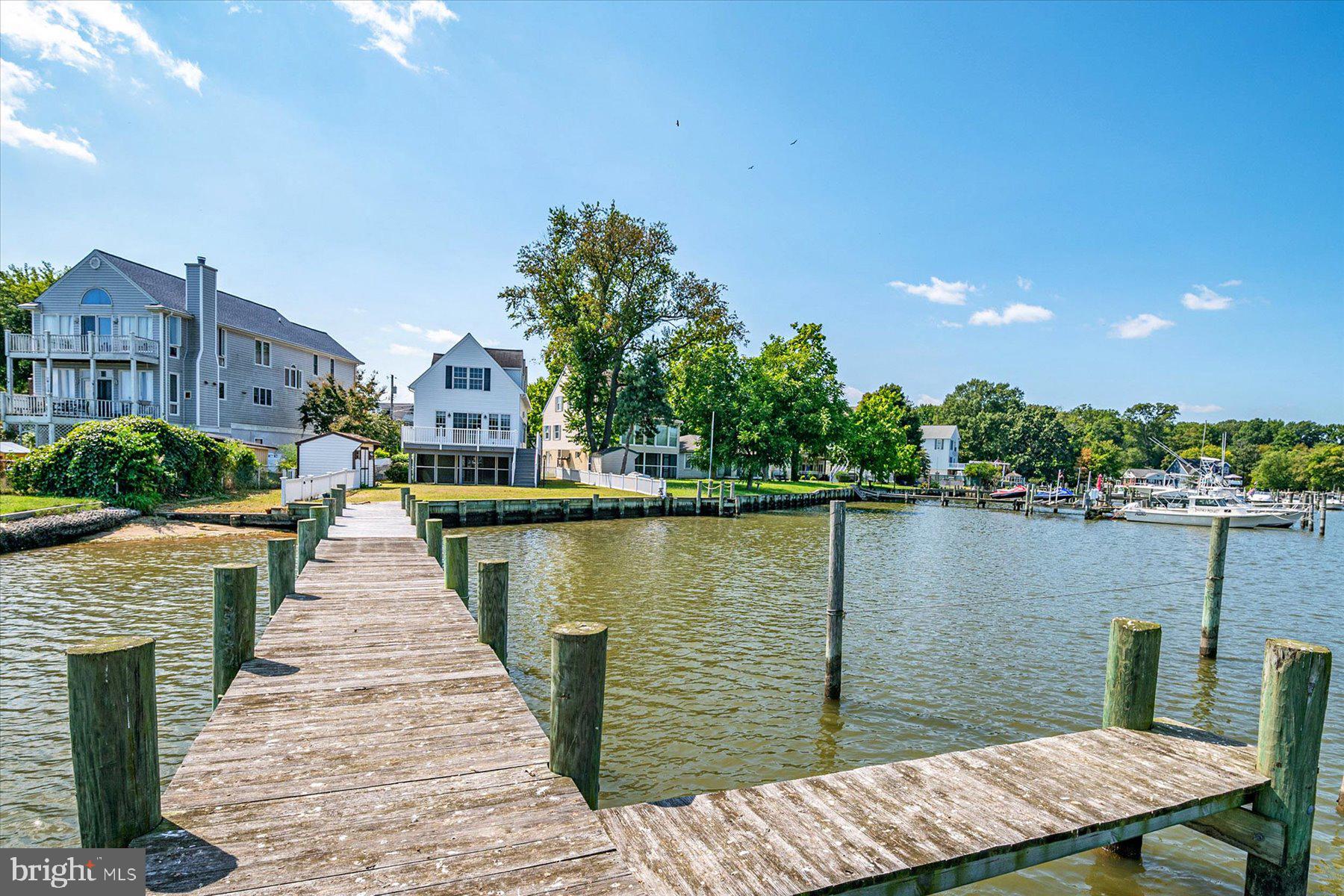 3830 Clarks Point Road Middle River, MD 21220 - Photo 11 of 37