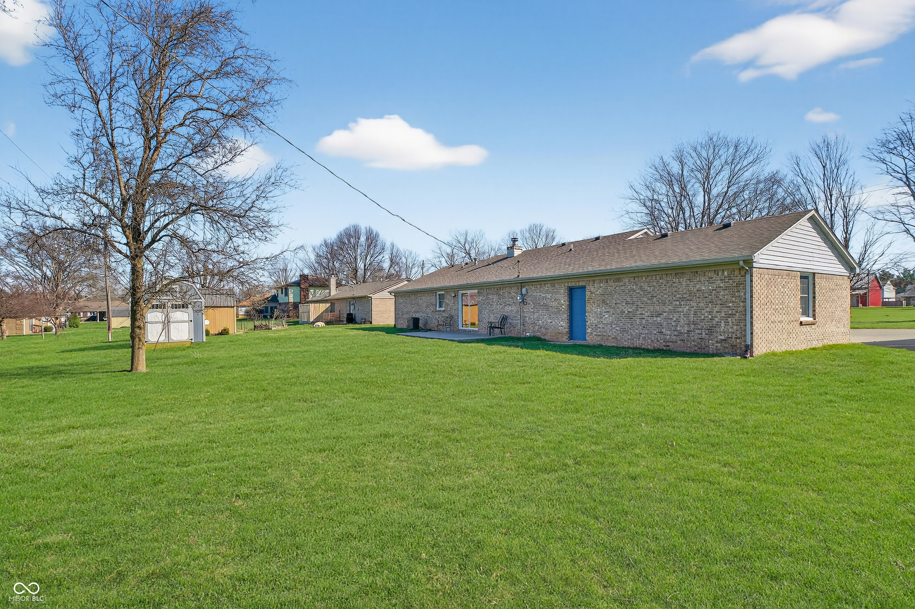 1111 South Rangeline Road Anderson, IN 46012 - Photo 2 of 29
