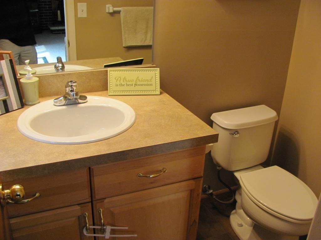 1699 Sandhurst Road Columbus, OH 43229 - Photo 3 of 16 Gallery Image 3