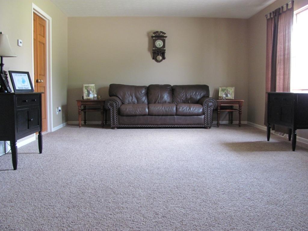 1699 Sandhurst Road Columbus, OH 43229 - Photo 6 of 16 Gallery Image 6