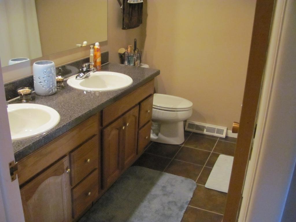 1699 Sandhurst Road Columbus, OH 43229 - Photo 7 of 16 Gallery Image 7