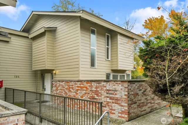 $419,000 | 184 Southwest 200th Street, Normandy Park, WA 98166