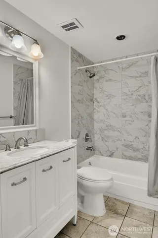 $419,000 | 184 Southwest 200th Street, Normandy Park, WA 98166