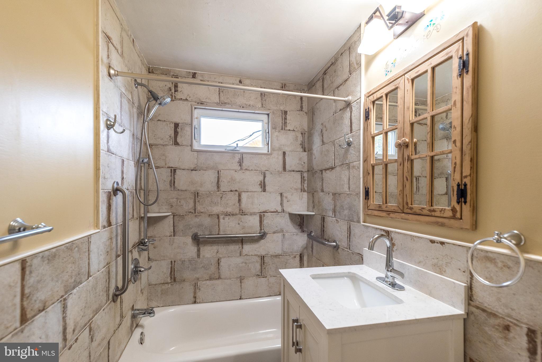 2017 Spring Mill Road Conshohocken, PA 19428 - Photo 14 of 32 Main Bathroom