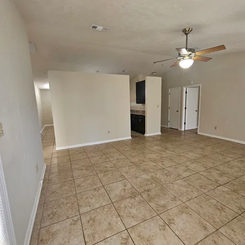 $1,950 | 261 Starmount Drive, Tallahassee, FL 32312