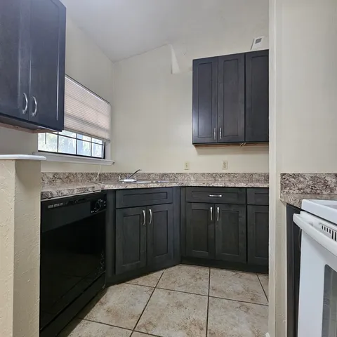 $1,950 | 261 Starmount Drive, Tallahassee, FL 32312