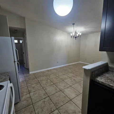 $1,950 | 261 Starmount Drive, Tallahassee, FL 32312