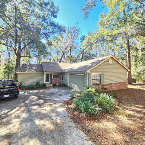 $1,950 | 261 Starmount Drive, Tallahassee, FL 32312