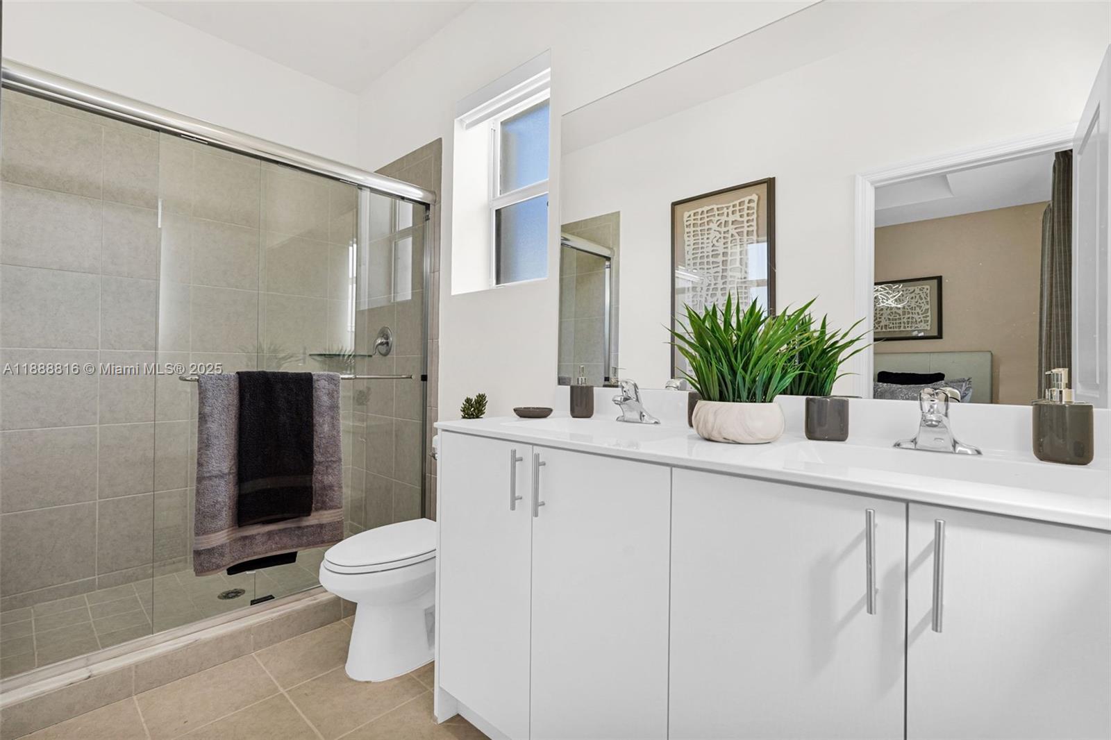 23251 Southwest 129th Path Homestead, FL 33032 - Photo 5 of 26