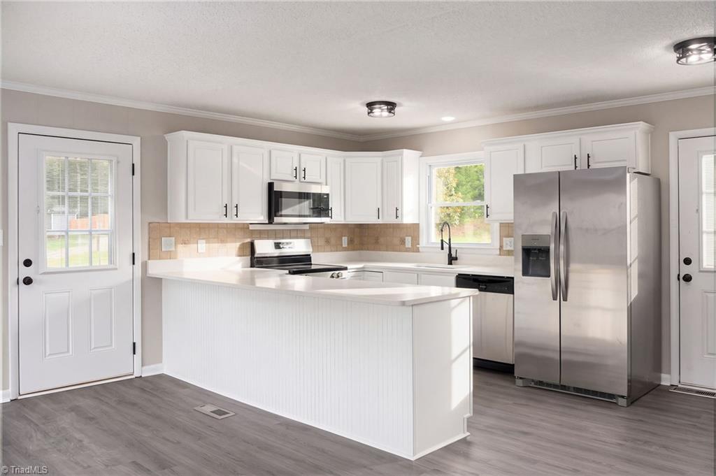 701 Cedar Branch Road Denton, NC 27239 - Photo 13 of 35 Kitchen