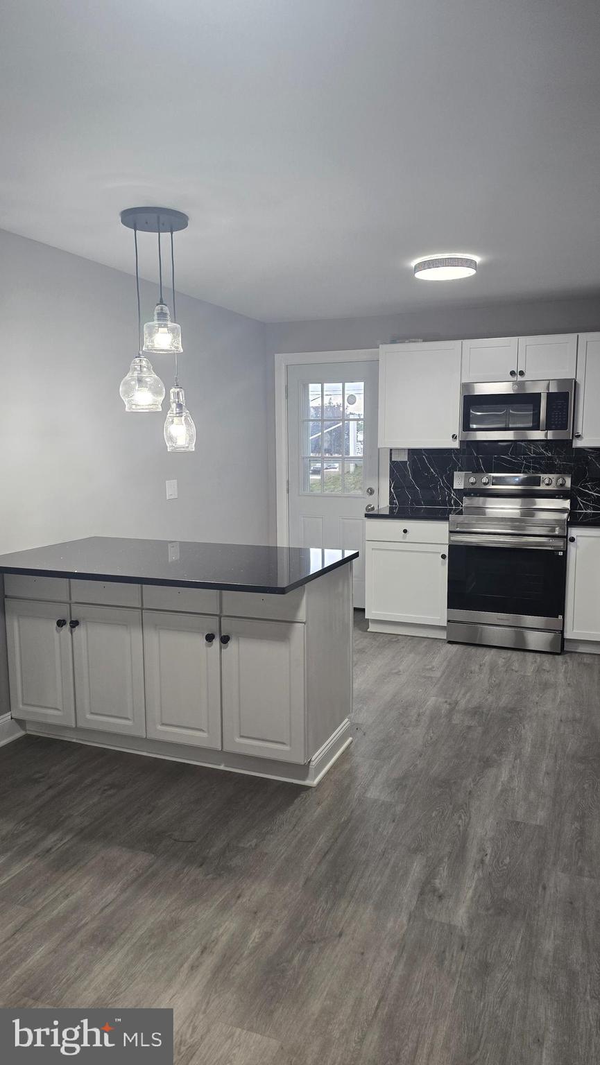 2336 Thornton Road Harrisburg, PA 17109 - Photo 4 of 23