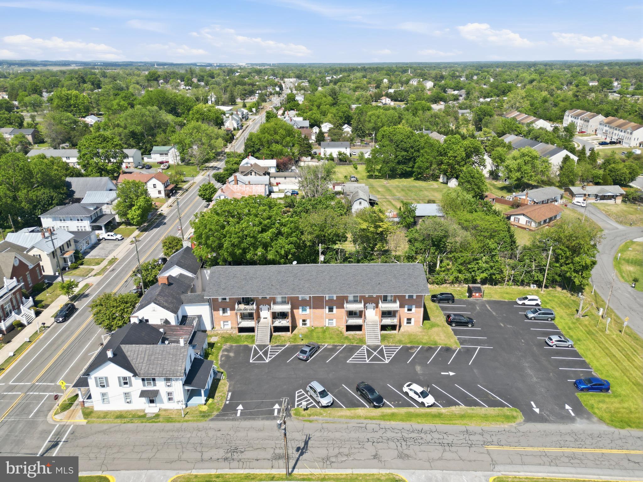 820 Locust Street, Unit 3 Stephens City, VA 22655 - Photo 2 of 19