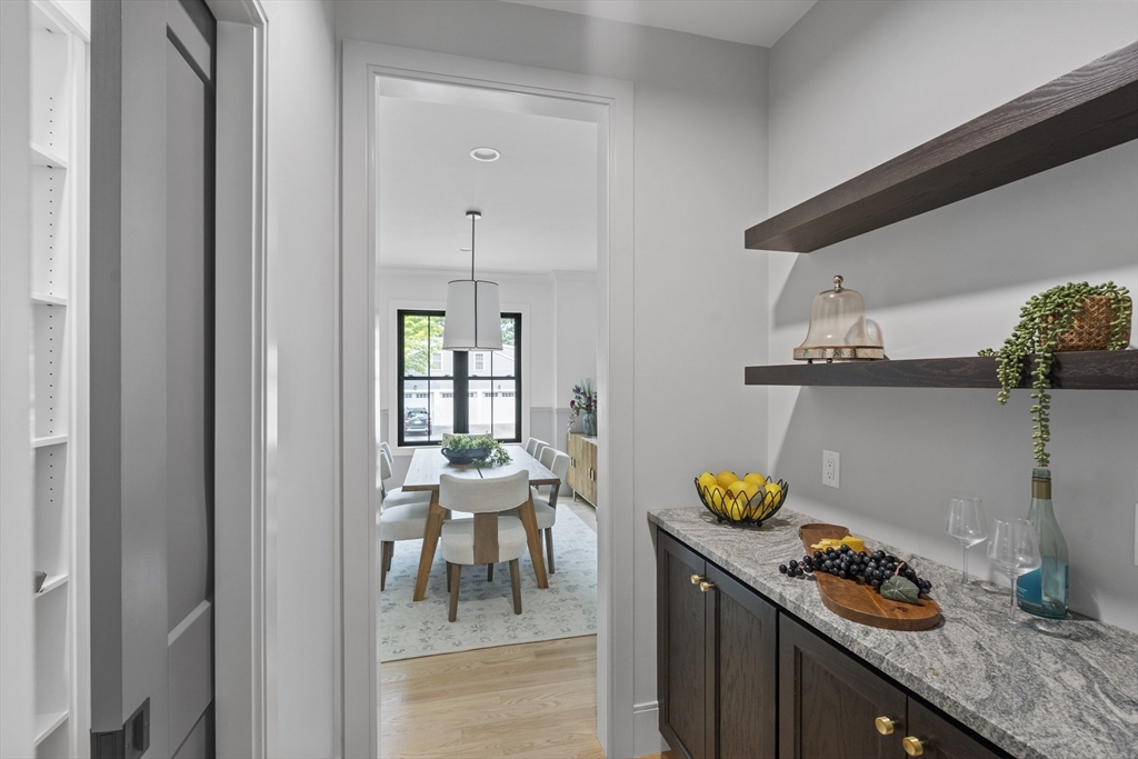 11 Avon Lane Natick, MA 01760 - Photo 13 of 21