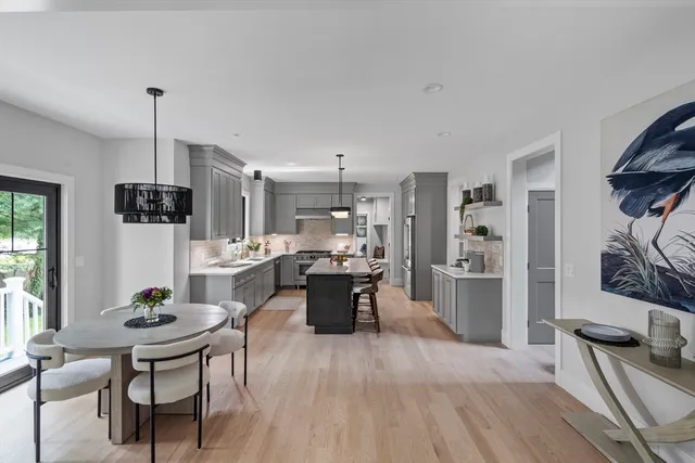 $1,799,000 | 11 Avon Lane, Natick, MA 01760