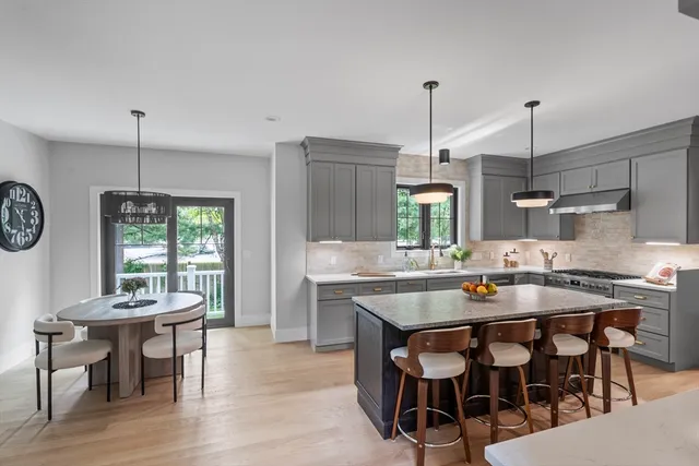 $1,799,000 | 11 Avon Lane, Natick, MA 01760