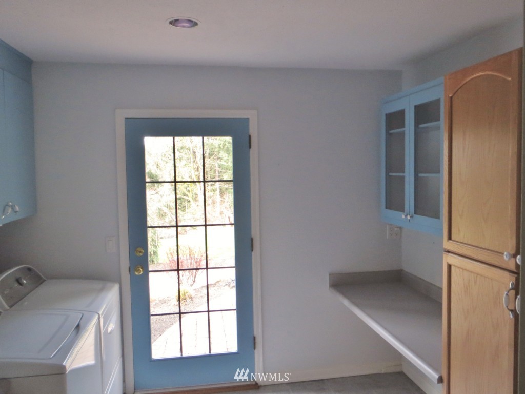 14033 180th Avenue Southeast Renton, WA 98059 - Photo 12 of 15 Gallery Image 12