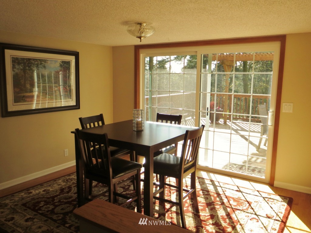 14033 180th Avenue Southeast Renton, WA 98059 - Photo 6 of 15 Gallery Image 6