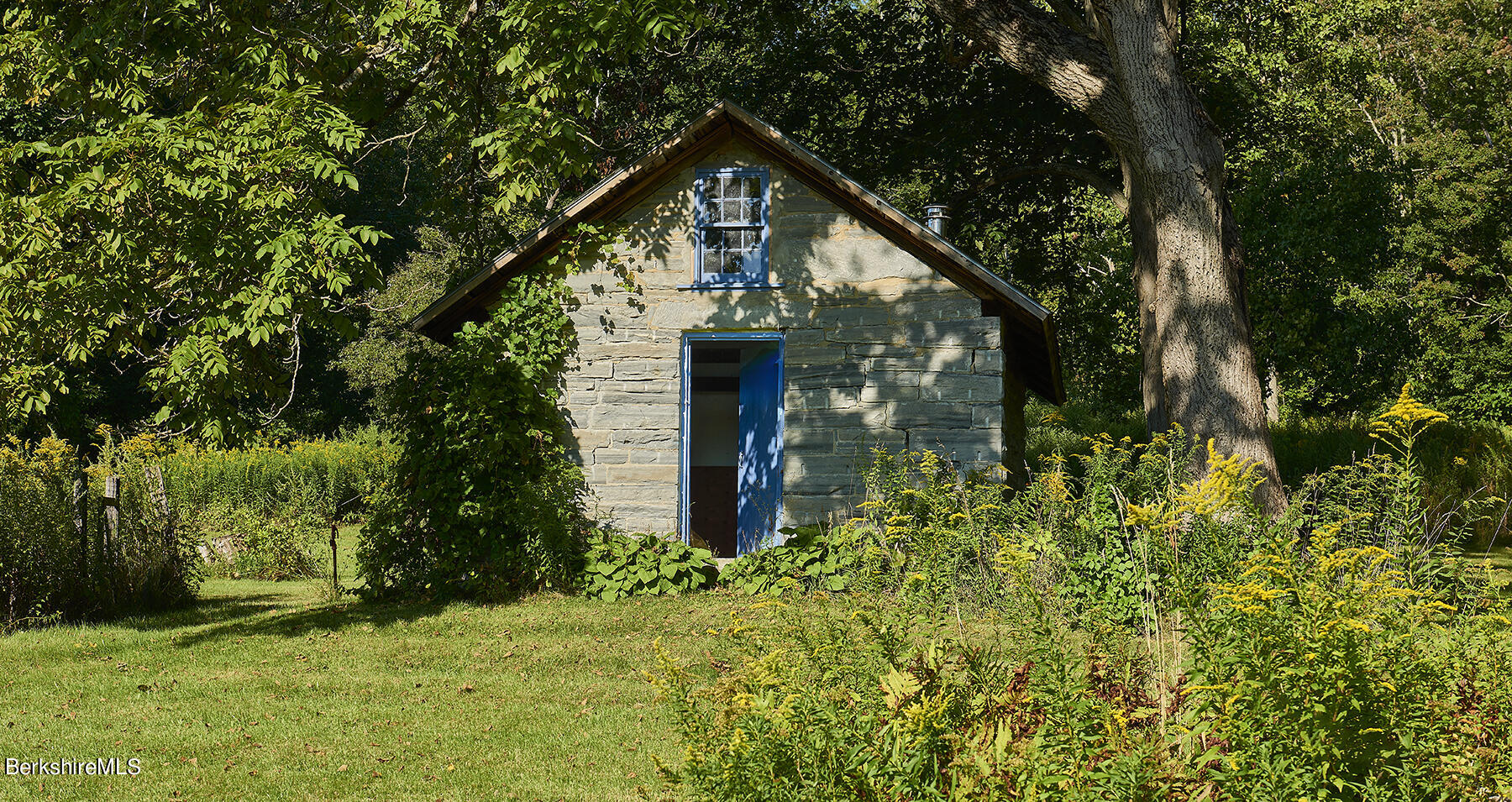 17 East Street Stockbridge, MA 01262 - Photo 8 of 43 Stone Summer Studio