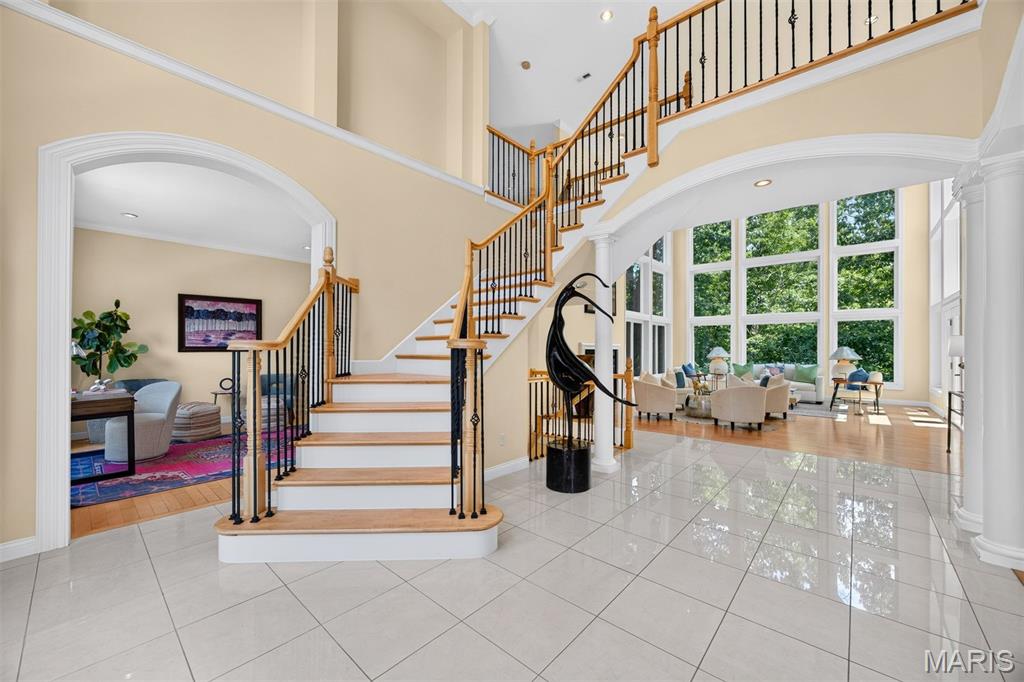58 Chesterfield Lakes Road Chesterfield, MO 63005 - Photo 6 of 48