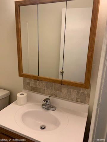 13471 Frazho Road Warren, MI 48089 - Photo 12 of 19