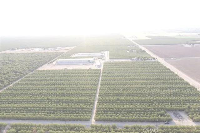 a view of a terrace with sky view