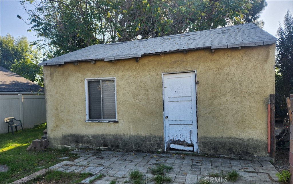 13754 Weidner Street Pacoima, CA 91331 - Photo 6 of 16 a view of a house