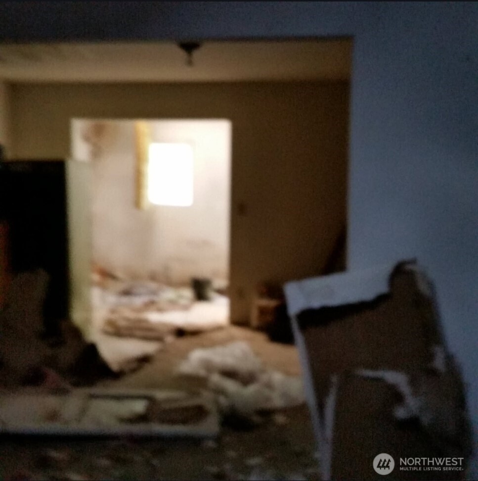 4557 33rd Avenue South Seattle, WA 98108 - Photo 8 of 13