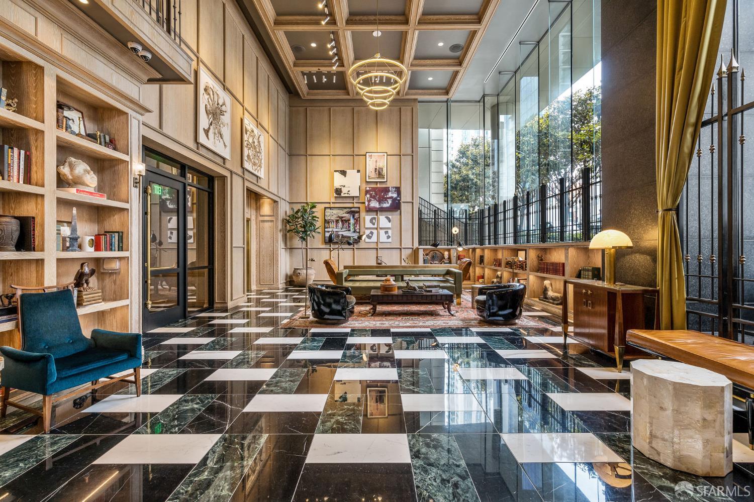 401 Harrison Street, Unit 9H San Francisco, CA 94105 - Photo 26 of 44 a view of a chairs and table in a patio