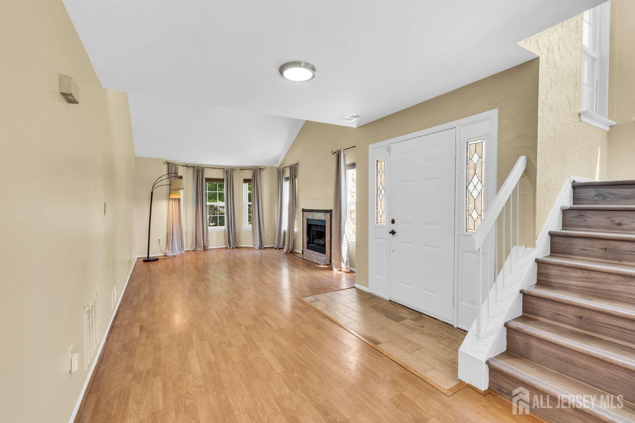385 Draco Road Piscataway, NJ 08854 - Photo 8 of 25