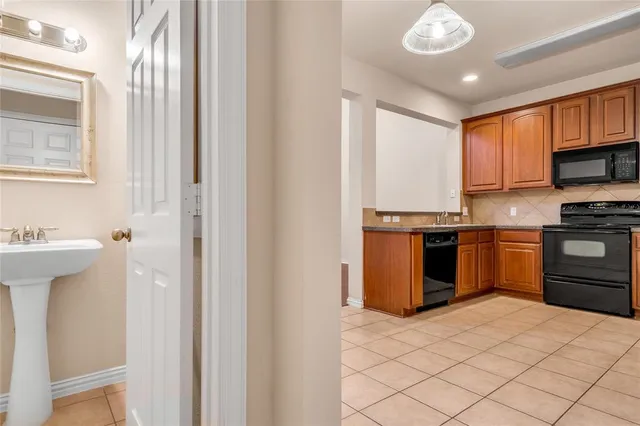 $2,100 | 2402 Durango Ridge Drive, Bedford, TX 76021
