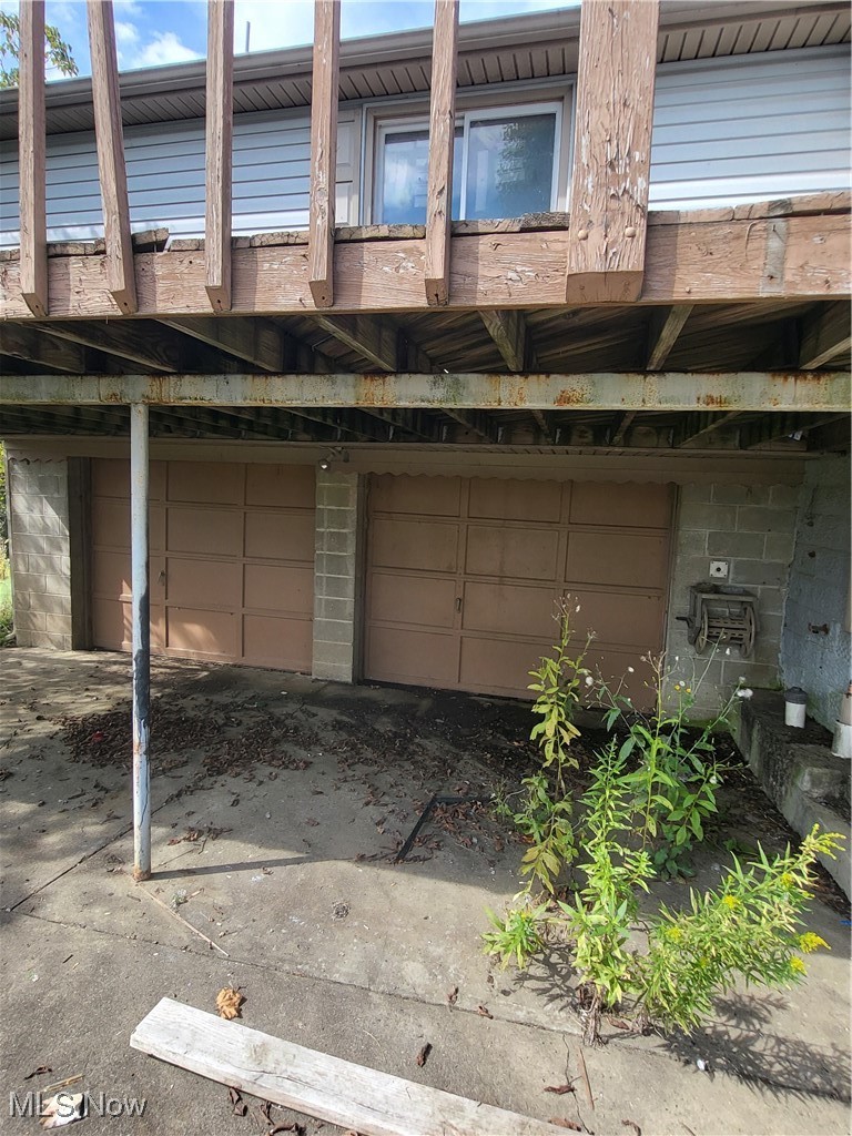 43650 Lafferty Oco Road Flushing, OH 43977 - Photo 18 of 23 View of garage