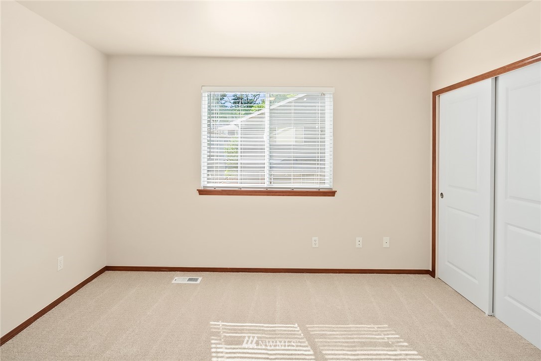 23728 17th Avenue West Bothell, WA 98021 - Photo 21 of 31