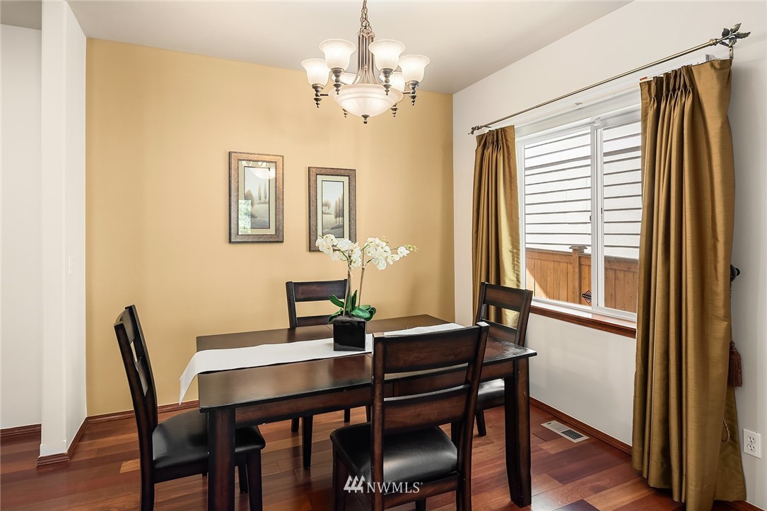 23728 17th Avenue West Bothell, WA 98021 - Photo 5 of 31