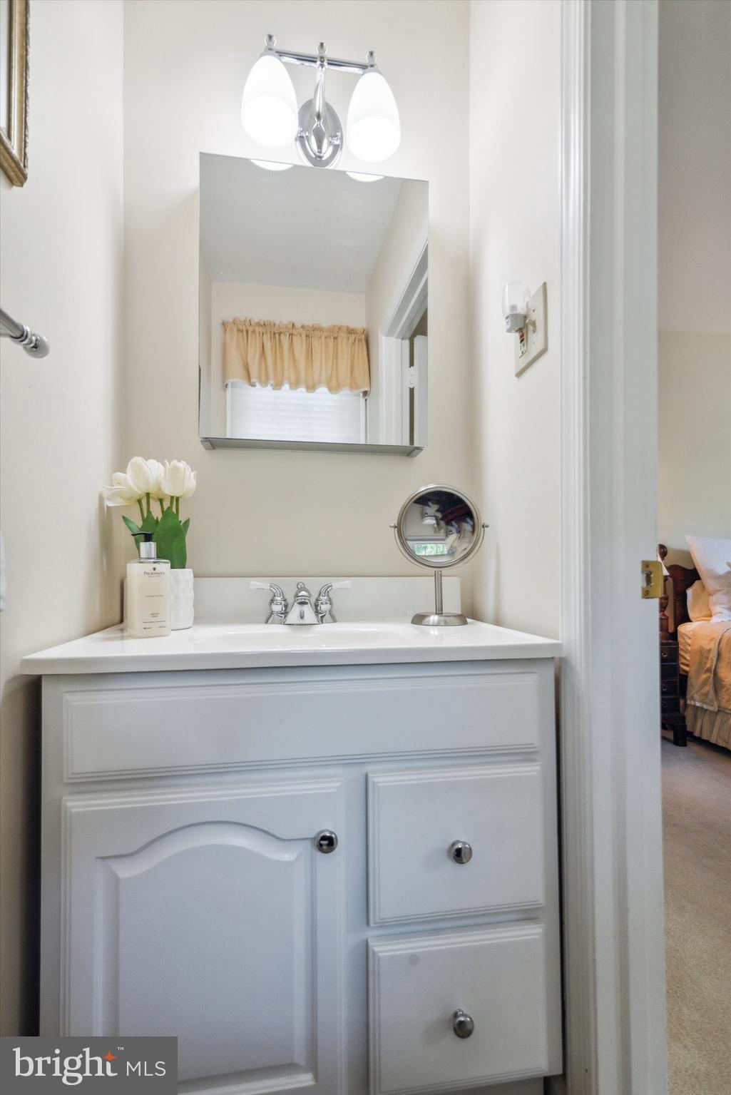 319 Landsende Road Devon, PA 19333 - Photo 17 of 27 Half bath in primary bedroom