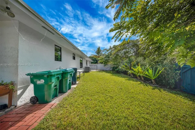 $1,849,900 | 10195 Northwest 26th Street, Doral, FL 33172