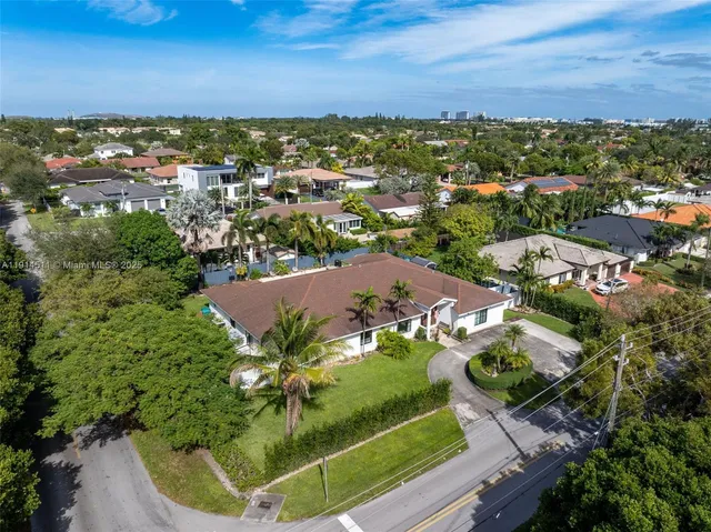 $1,849,900 | 10195 Northwest 26th Street, Doral, FL 33172