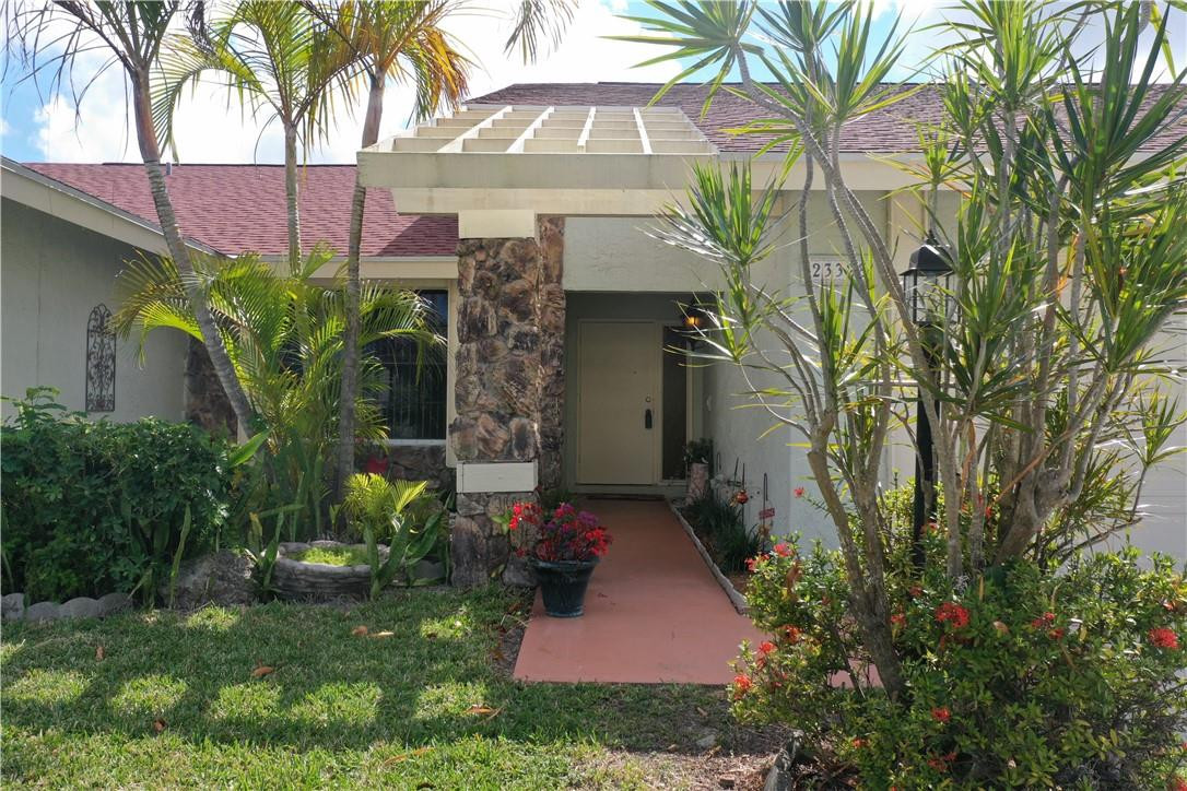23328 Southwest 61st Avenue Boca Raton, FL 33428 - Photo 3 of 41 Photo 3