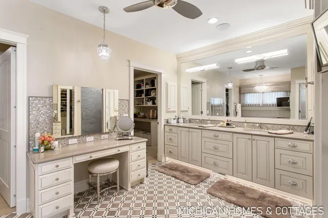 $9,999,900 | 229 Norwood Avenue, Holland, MI 49424