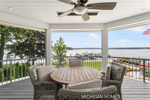 $9,999,900 | 229 Norwood Avenue, Holland, MI 49424