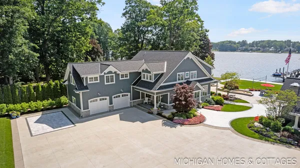 $9,999,900 | 229 Norwood Avenue, Holland, MI 49424