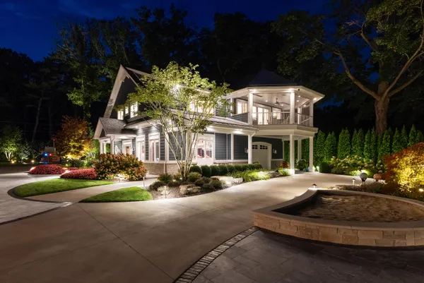 $9,999,900 | 229 Norwood Avenue, Holland, MI 49424