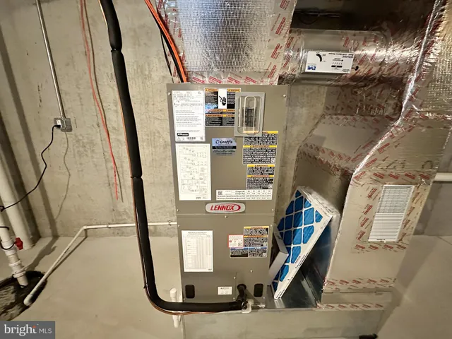 a view of walk in closet