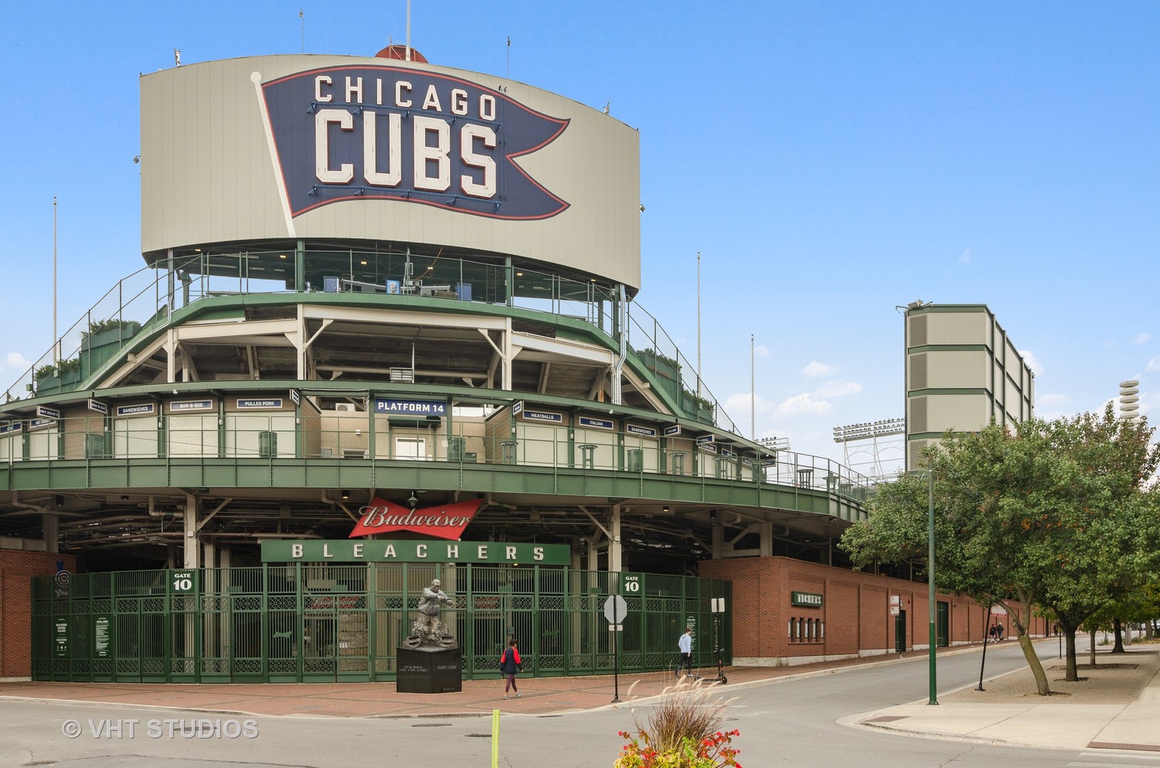 1137 West Addison Street, Unit 2 Chicago, IL 60613 - Photo 15 of 19 a front view of a building with street